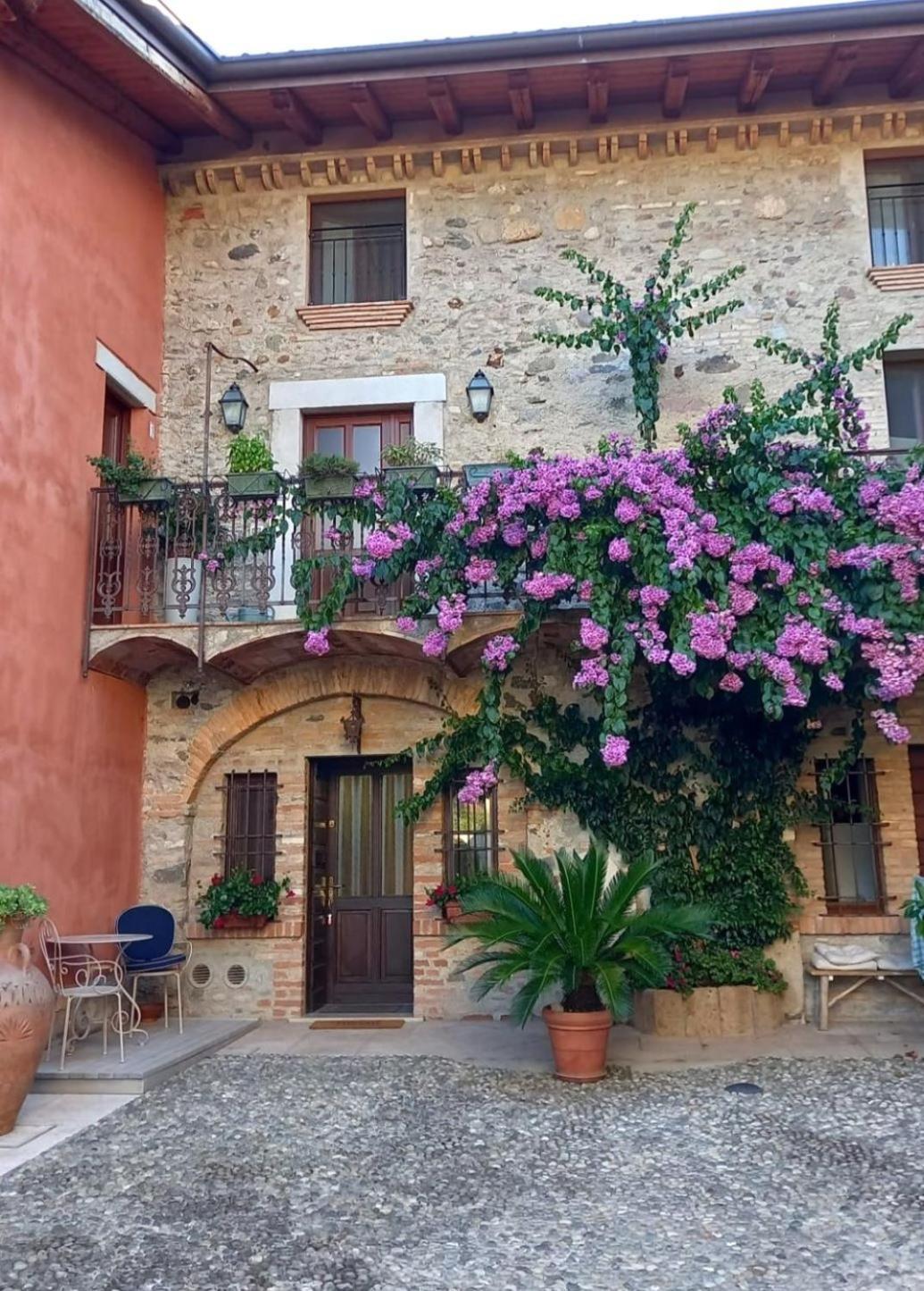 Appartamento Antica Dimora San Felice del Benaco Esterno foto